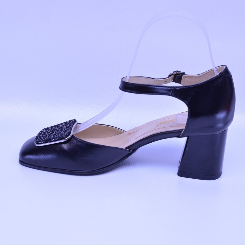 Pantofi cu toc gros 745 negru
