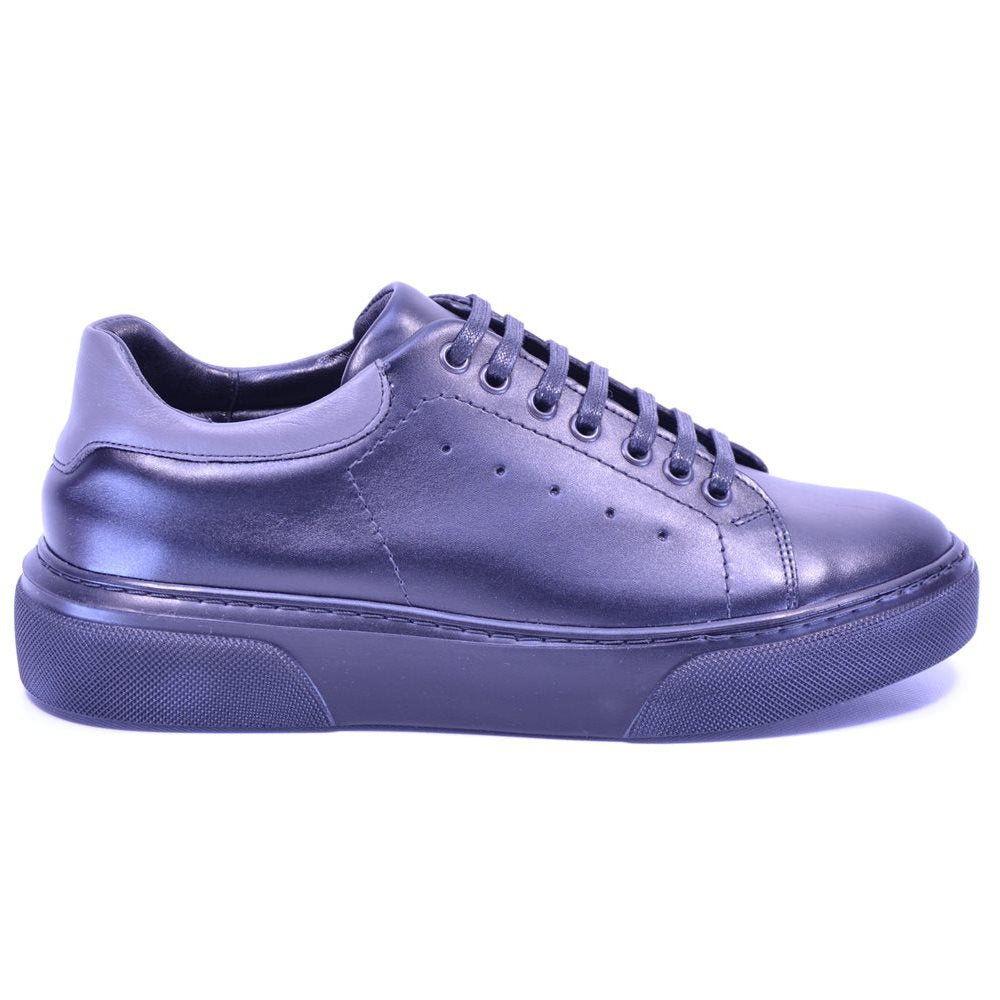 Sneakers barbati 755 negri