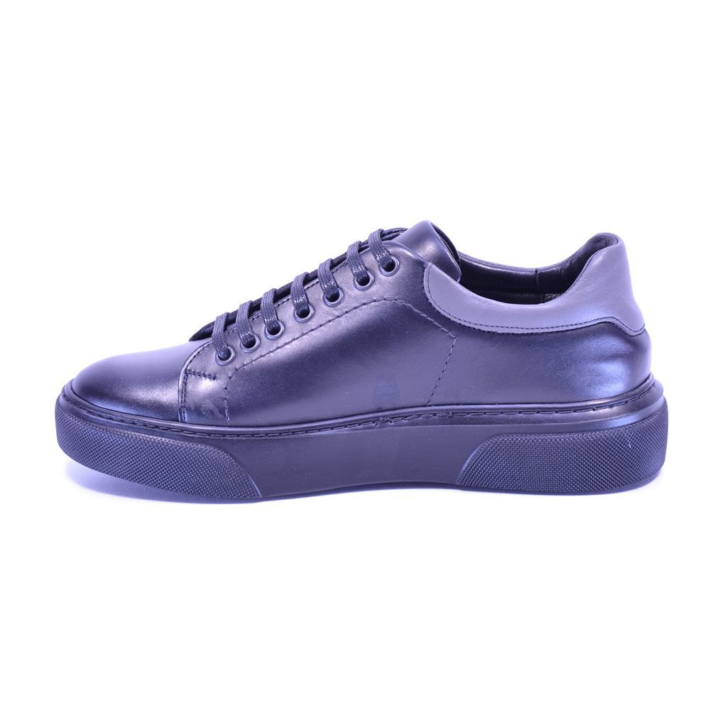 Sneakers barbati 755 negri