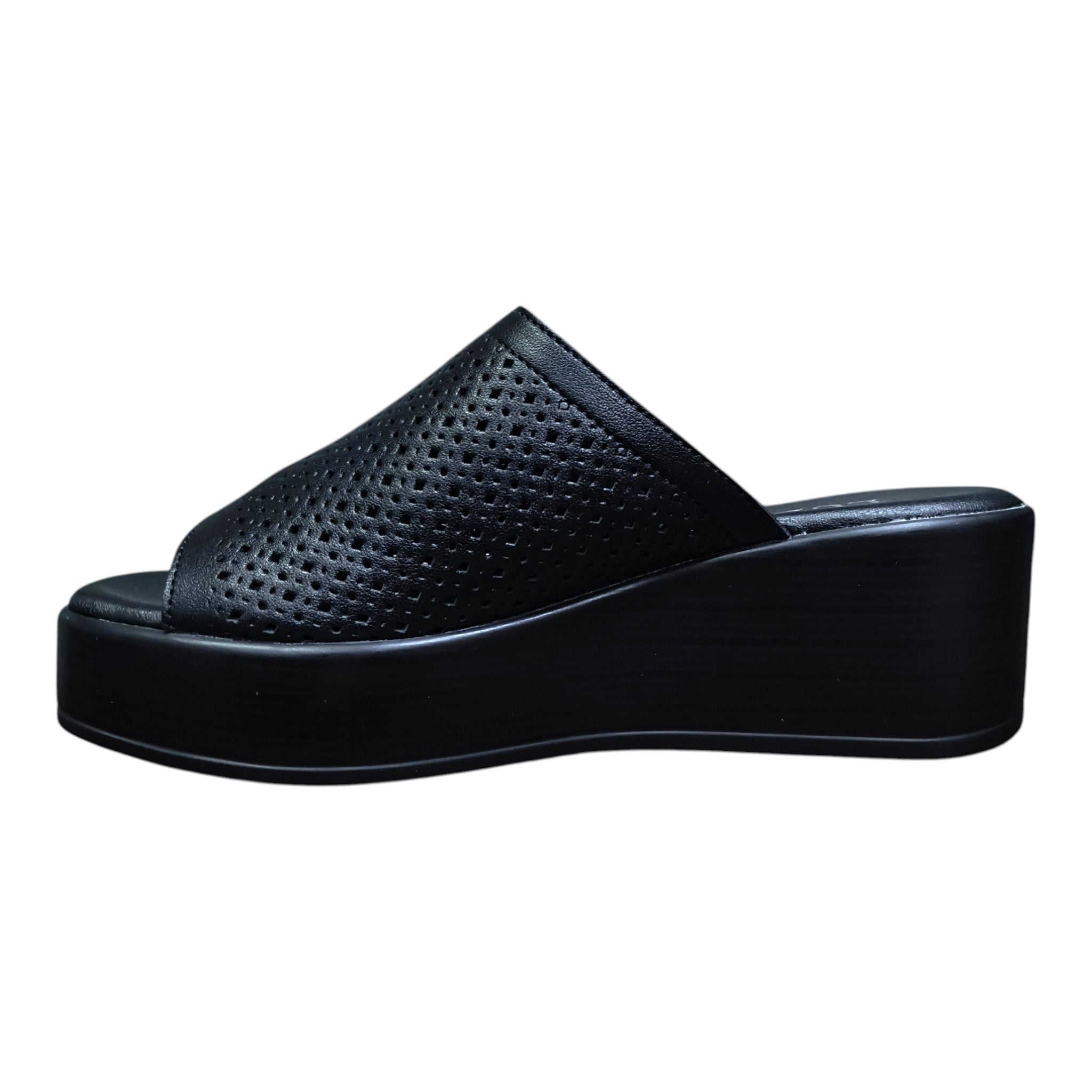 Saboti YZ-08 negri din piele naturală perforată