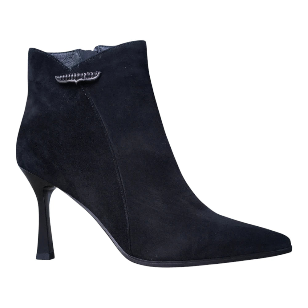 Botine damă 2688 negre cu toc înalt și vârf ascuțit