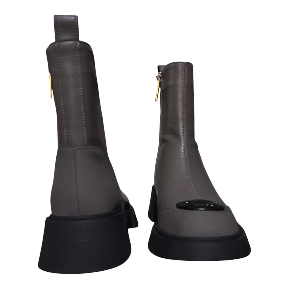 Botine damă P1444 gri cu toc de 4 cm și detalii lucioase