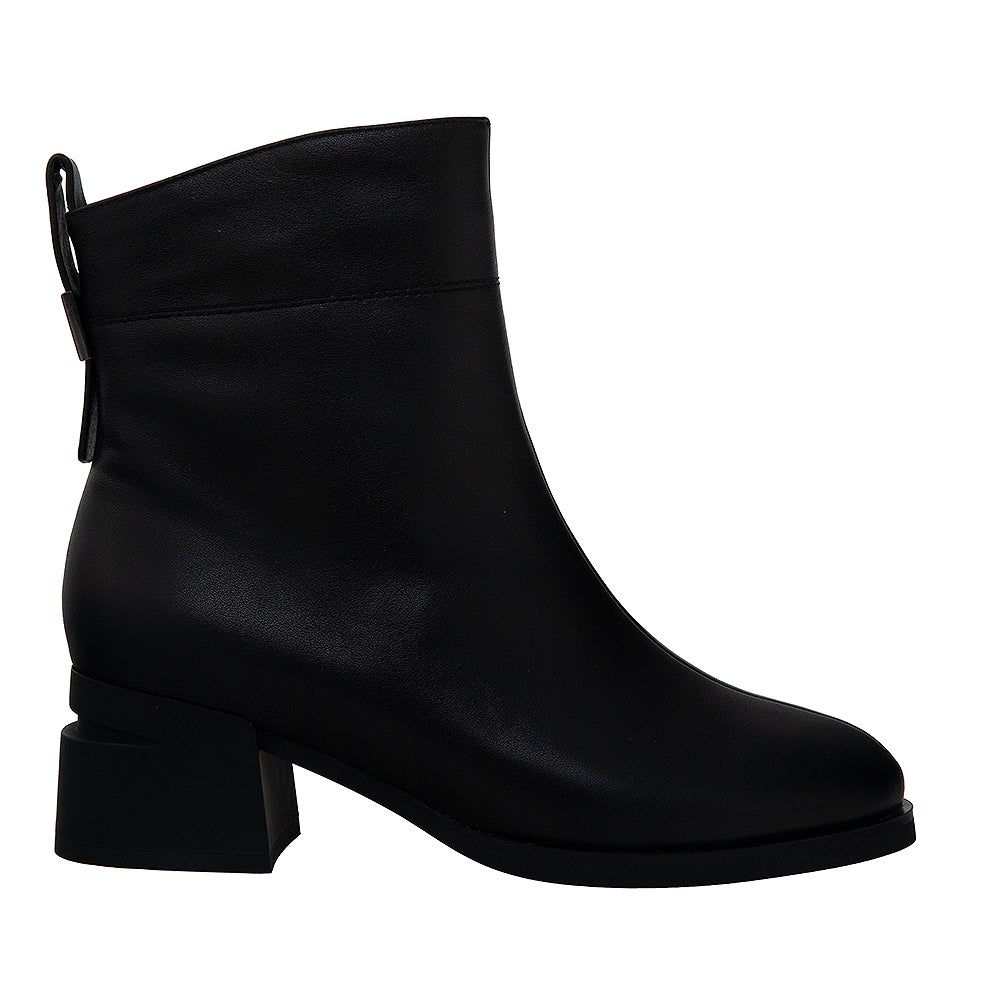 Botine din piele naturală 2590 negru