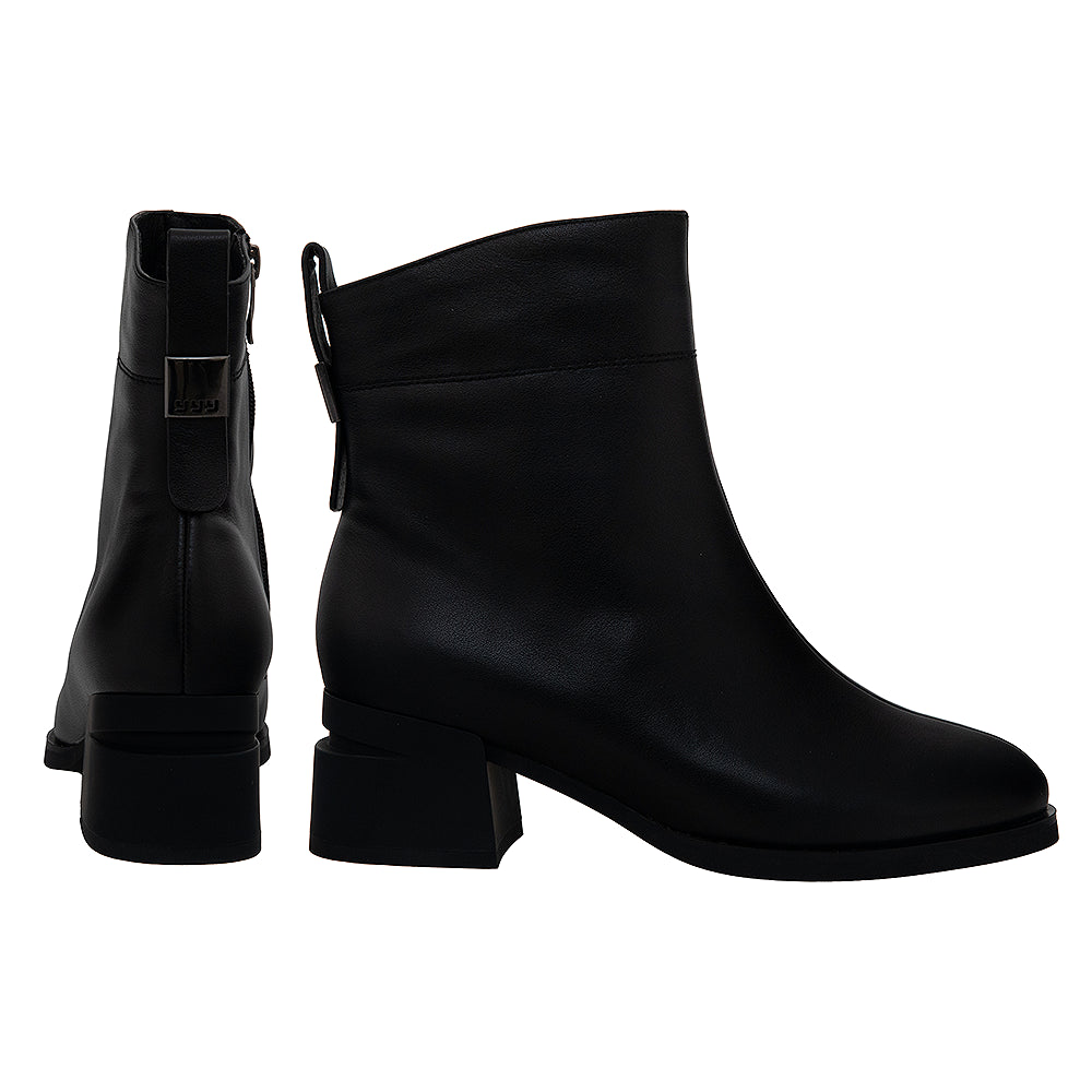 Botine din piele naturală 2590 negru