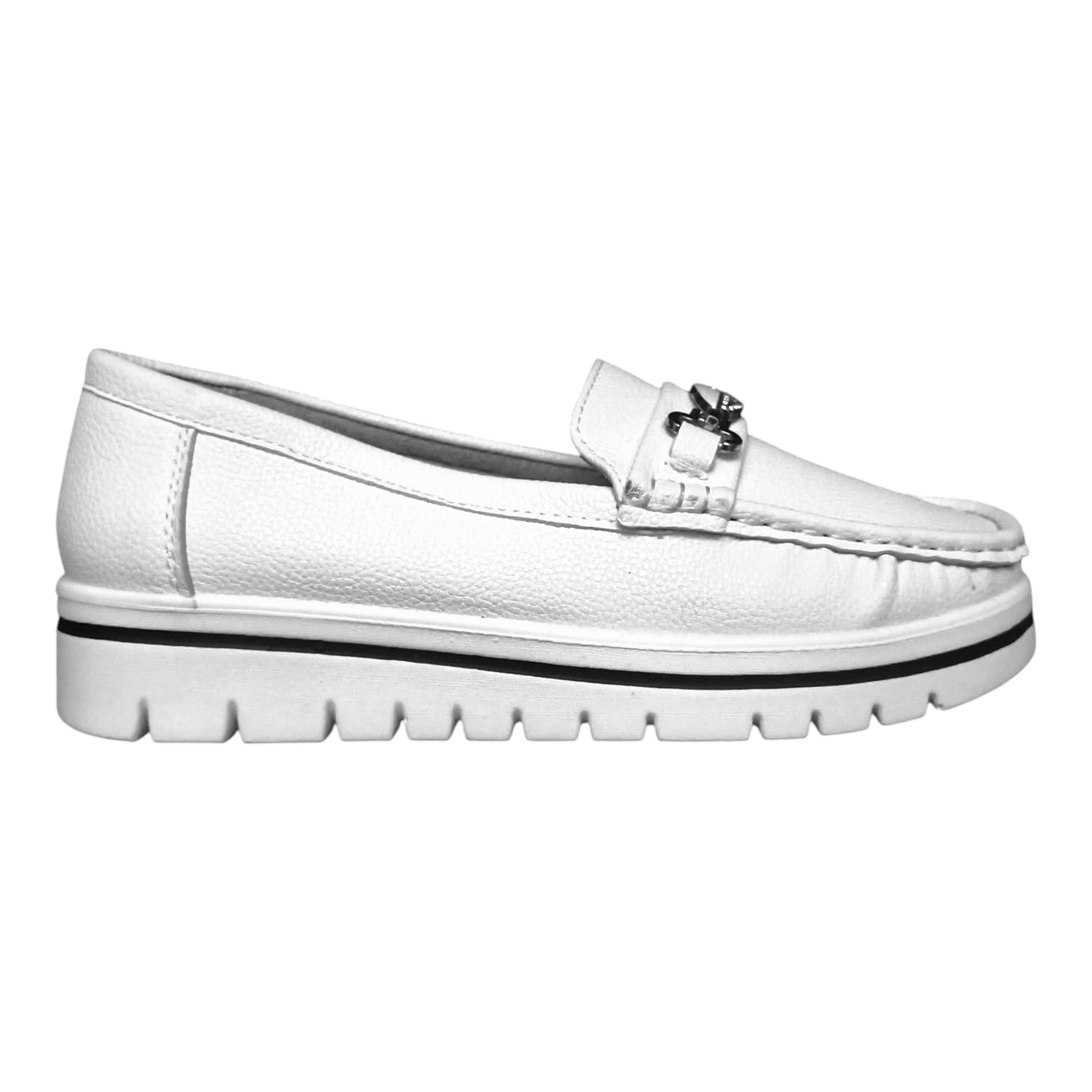 Loafers damă 890-5 albi cu accesoriu metalic