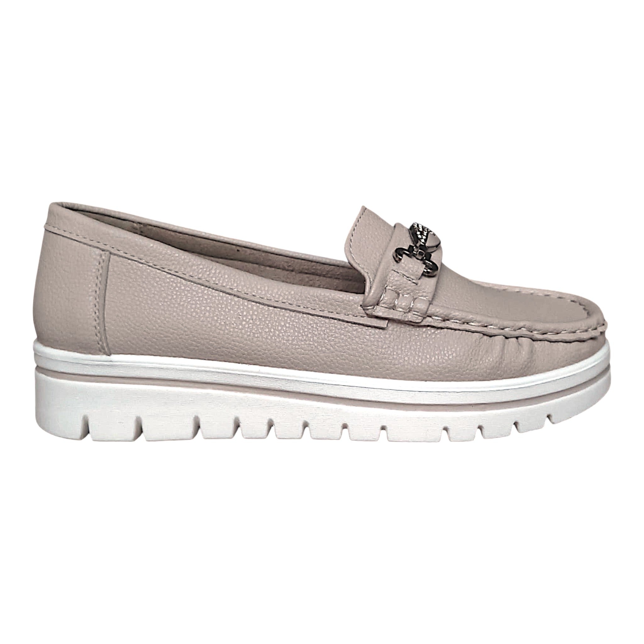 Loafers damă 890-5 bej cu accesoriu metalic