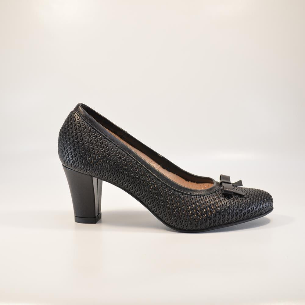 Pantofi damă eleganți perforați cu toc gros 232 negri