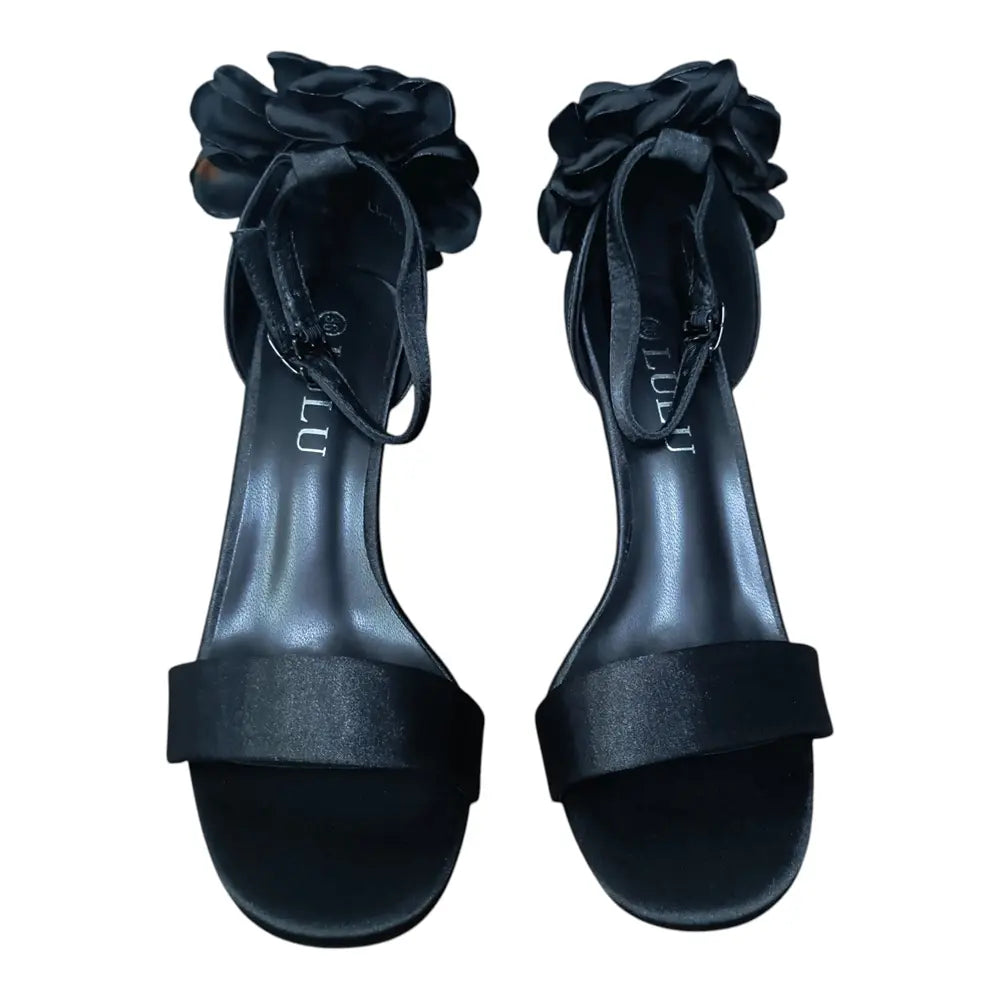 Sandale damă negre cu toc și floare decorativă LU-162
