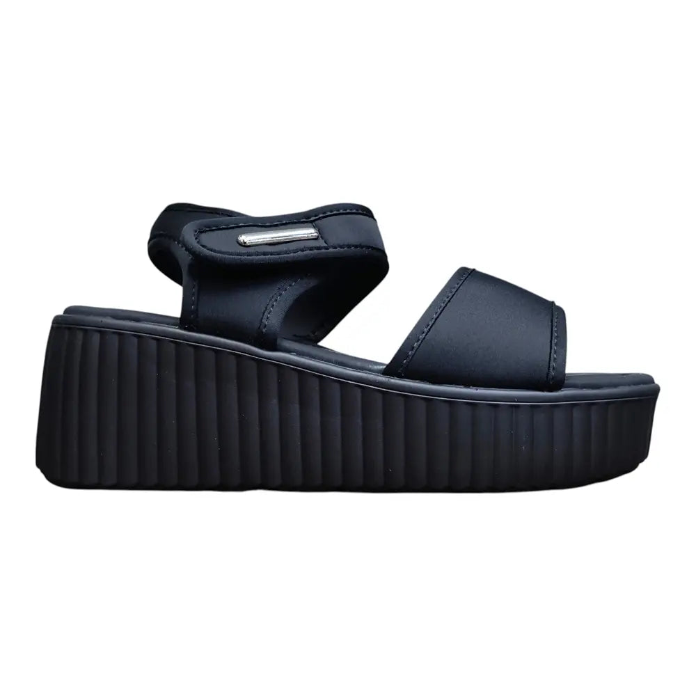 Sandale 556 negre cu platformă