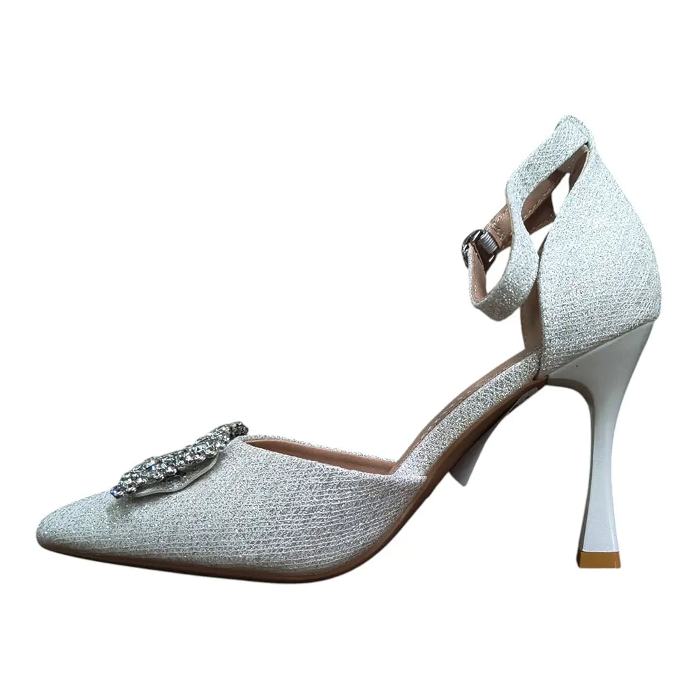 Pantofi eleganți damă argintii cu cataramă decorativă 038